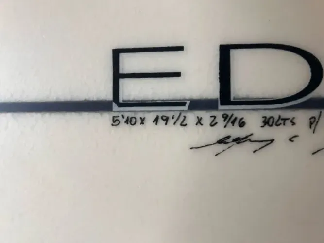 Prancha de Surf 5'10 perfeito estado