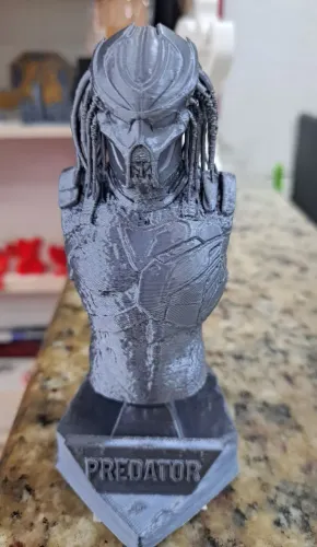 Busto Predator 3D impresso