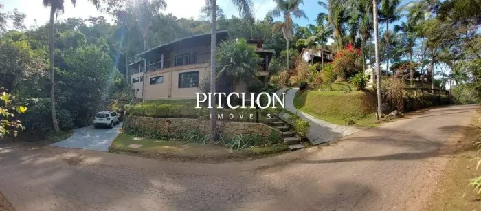 Casa condomínio à venda, 5 quartos, 2 suítes, Canto das Águas - Rio Acima/MG