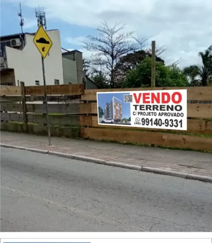 Lote/Terreno para venda possui 450 metros quadrados