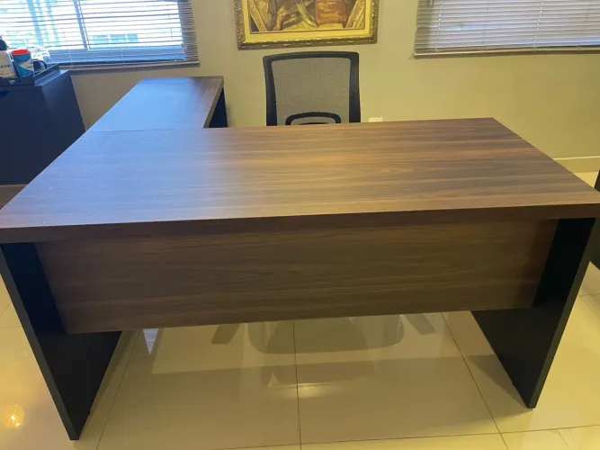 MESA 1.50x1.60 DE ESCRITORIO - LOJA IKONMIXOFFICE