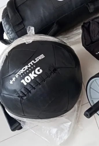 Wall Ball 10kg Medicine CrossFit Ball Bola de Peso Couro Academia Fitness Treinamento Func