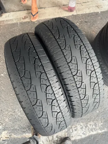 Par de Pneus Pirelli Aro 17 Scorpion ATR 225/65R17 106H, 70% de vida útil
