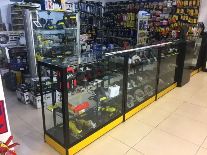 Gôndola para Armazém de Construção
