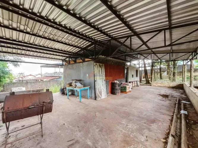 Lote localizado no bairro Vila Romana