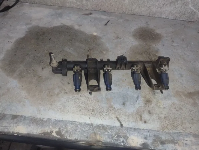 caneta com bicos Renault Sandero 2009 a 2015