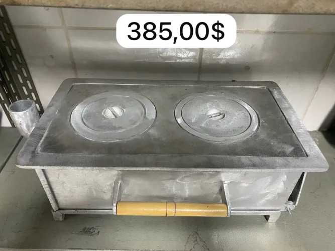 Churrasqueira e fogão a lenha 