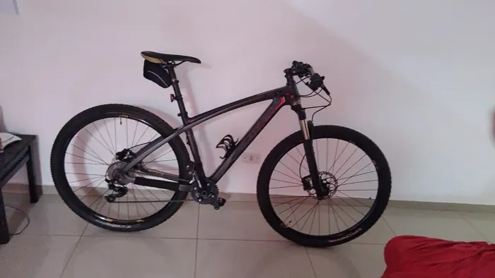 Bike Caloi carbon aro 29 tamanho 17 com nota fiscal