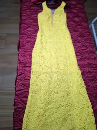 vestido longo amarelo de festa renda gripir
