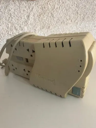 Estabilizador para PC Enermax