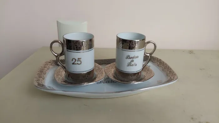 Kit de xícaras comemorativas de bodas de prata