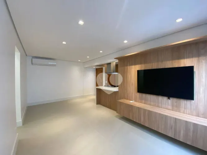 Apartamento com 3 dormitórios à venda, 73 m² por R$ 2.500.000,00 - Leblon - Rio de Janeiro