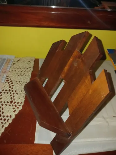 Suporte para Bíblia ou livros em madeira