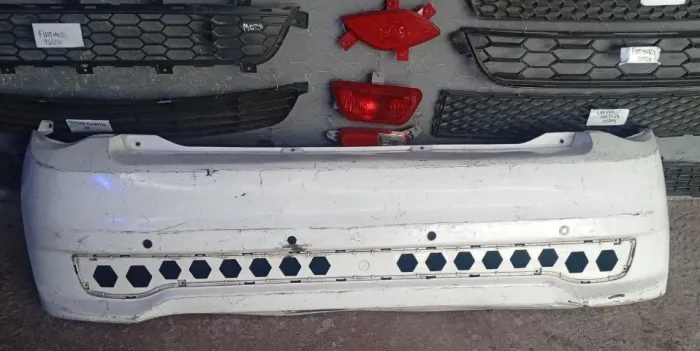 PARACHOQUE TRASEIRO KIA PICANTO HATCH 10 COM DETALHE 