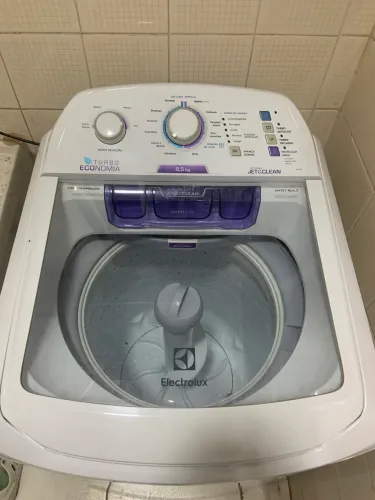 Máquina de lavar Electrolux Jet e Clean