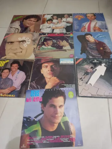 Lote vinil novela internacional