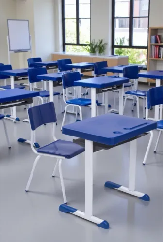 Conjuntos Escolares novos e a pronta entrega