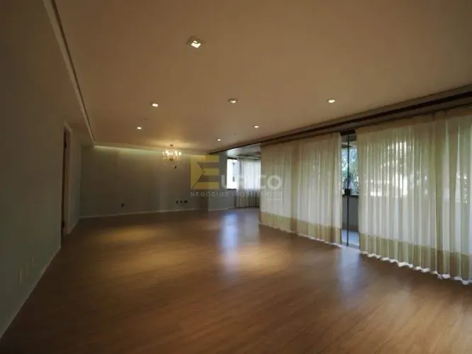 Apartamento à venda no Condomínio Edifício Maria Nogueira Lucarelli em Campinas/SP