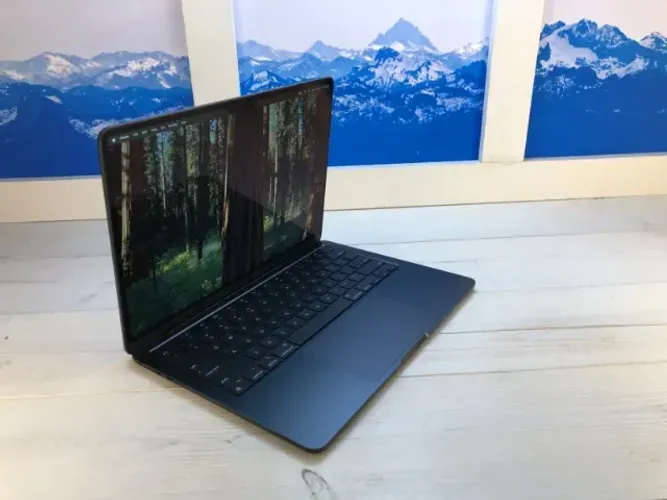 Macbook Air M3 13.6 pol. 2024 256GB 8GB Midnight BLUE