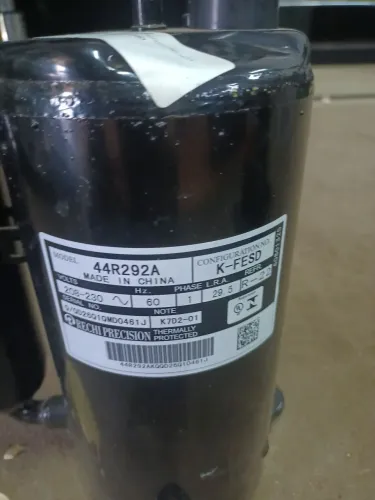 Compressor de ar condicionado 12000 BTUs 