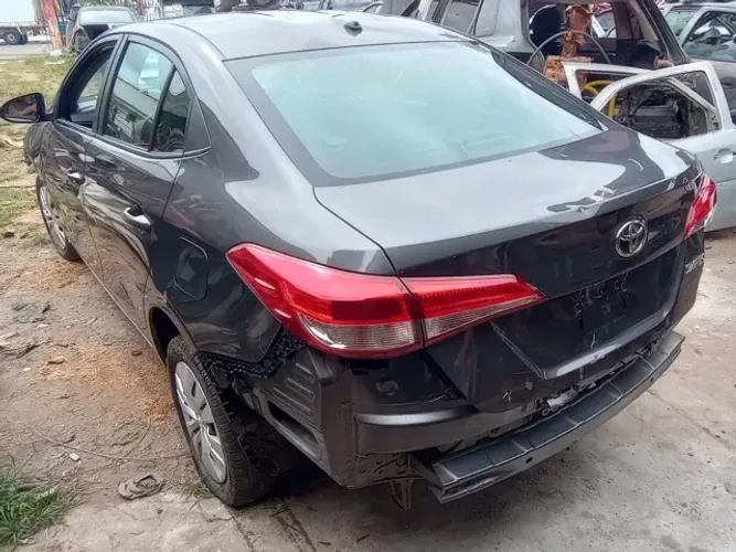 SUCATA TOYOTA YARIS SEDAN XL 1.5 16V 2023 PARA VENDA DE PEÇAS