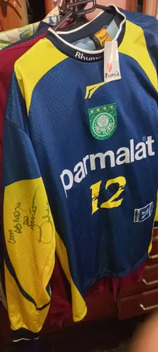 Camisa de goleiro palmeiras 1999 rhummell autografada pelo veloso e sergio ( retro)