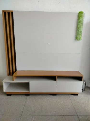 Estante Home Colibri Humaitá com 180 cm de Largura, Ideal para TV de Até 65? - Off White