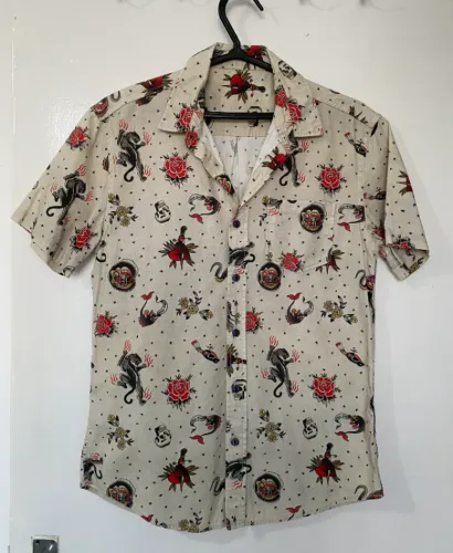 Camisa de Botão Old School