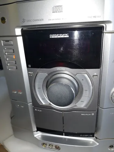 Vendo aparelho de som Sony precisando de alguns reparos