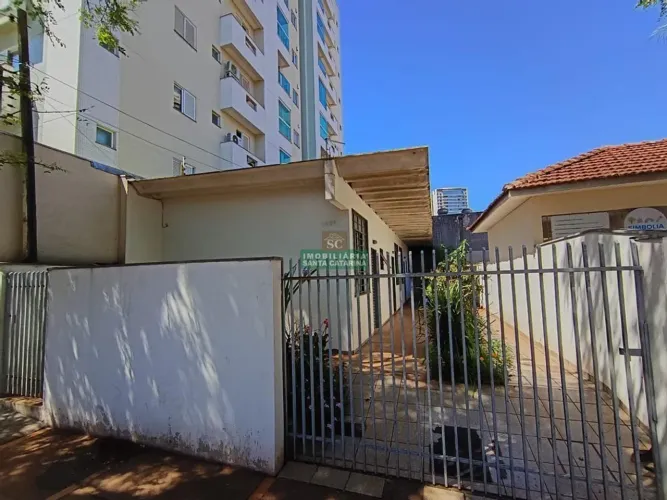 Kitnet para alugar em Maringá, Zona 07, com 1 quarto, com 25 m²