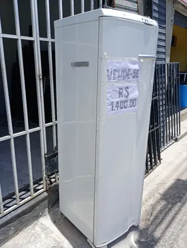 Freezer Eletrolux super FE26