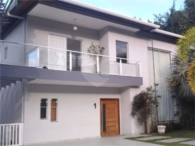 Condomínio com 4 quartos à venda em Boracéia - SP