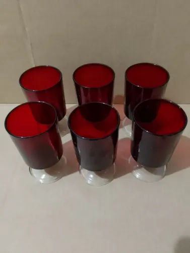 6 Taças em cristal francês vermelhas Elegantes