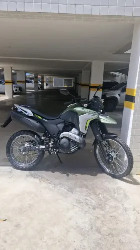 Yamaha XTZ Lander 250 connect 2025 emplacada 2026