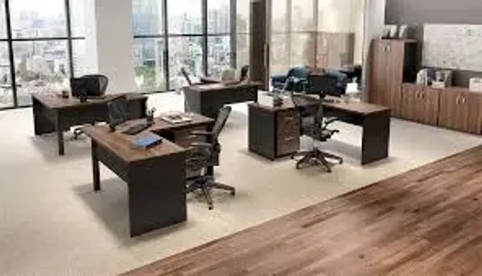 Mesas de Escritório Reforçadas e Modernas