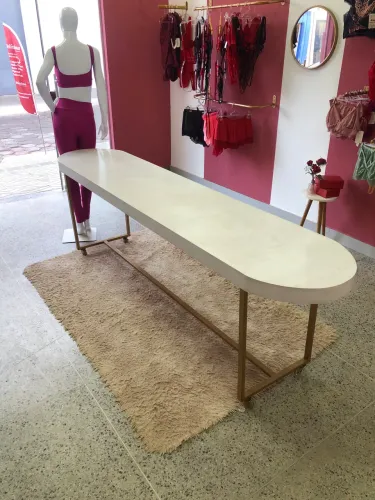 Mesa Aparador