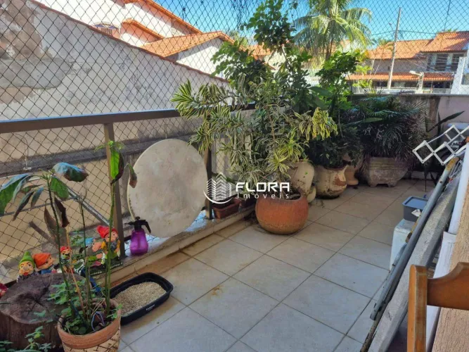 Apartamento com 2 dormitórios à venda, 107 m² por R$ 1.100.000,00 - Praia de Piratininga -