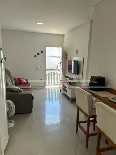 Casa mobiliada à venda em condomínio - Massaguaçu | Caraguatatuba