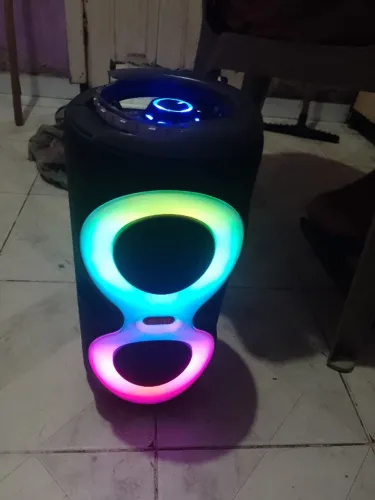Caixa amplificada funcionando perfeitamente