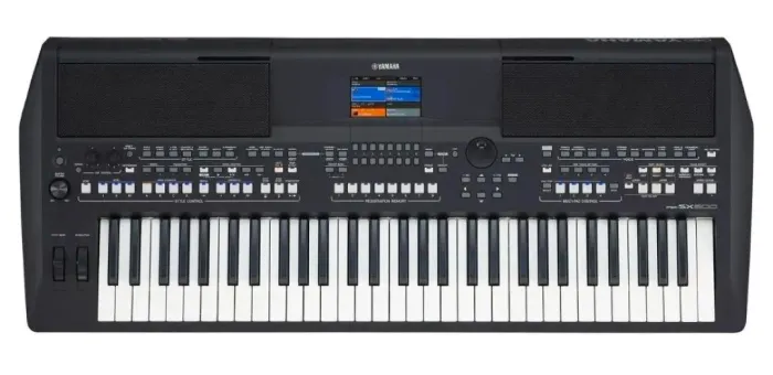 TECLADO YAMAHA PSR SX 600.