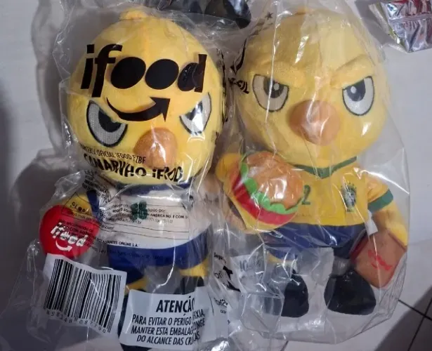 Pelúcia Canarinho Ifood Copa 2026 Lacrada
