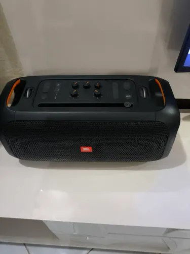 vende-um som jbl com microfone