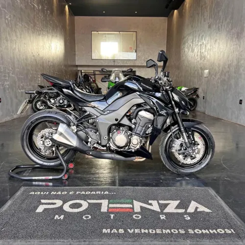Kawasaki Z1000