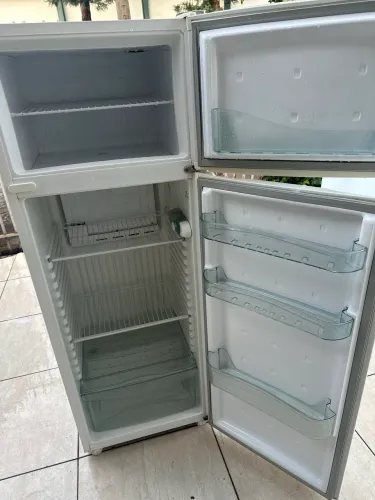 Geladeira Cônsul duplex de 360 litros (Entrego)