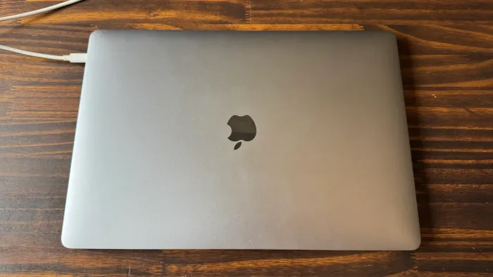 MacBook Pro 15? 2019 i9 / 32GB RAM / 1TB SSD - Leia a descrição