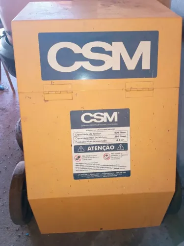 Betoneira 400 litros CSM - Semi nova