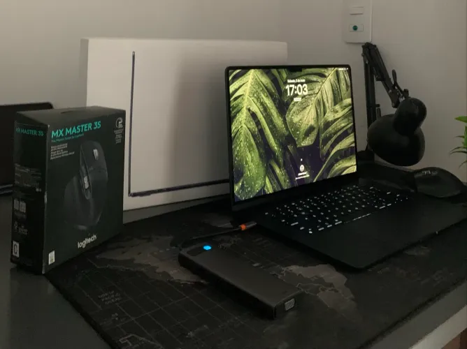 MACBOOK + KIT COMPLETO