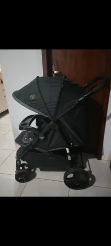 Carrinho e bebê conforto 