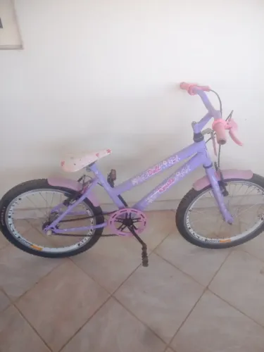 Bicicleta aro 20, só pegar e andar, bicicleta bem conservada 