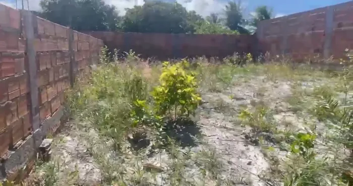 Lote de terreno em Jaúa próximo de Arembepe